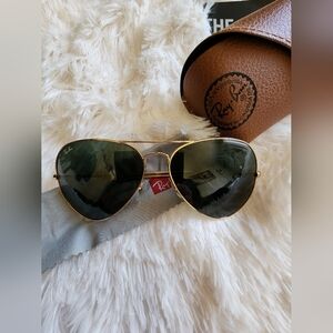 Ray-Ban Gold Aviator Sunglasses